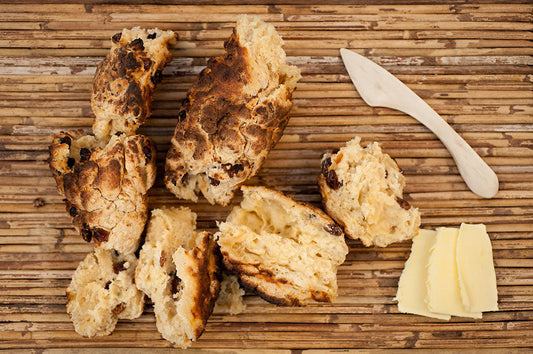 How to Cook Outdoors: Cree Bannock